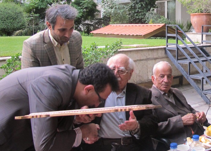 تقدیر از پیشکسوتان