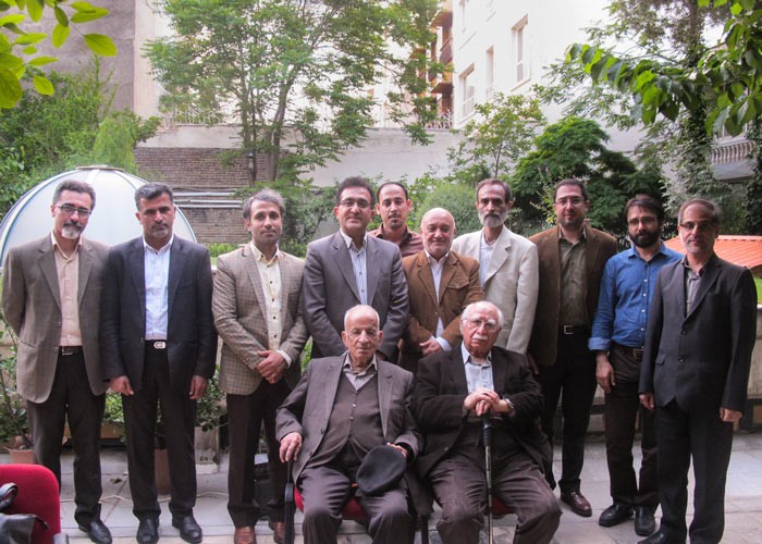 عکس یادگاری با استادان
