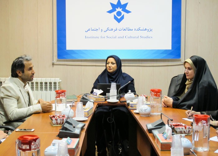 سخنرانی دکتر مومنی